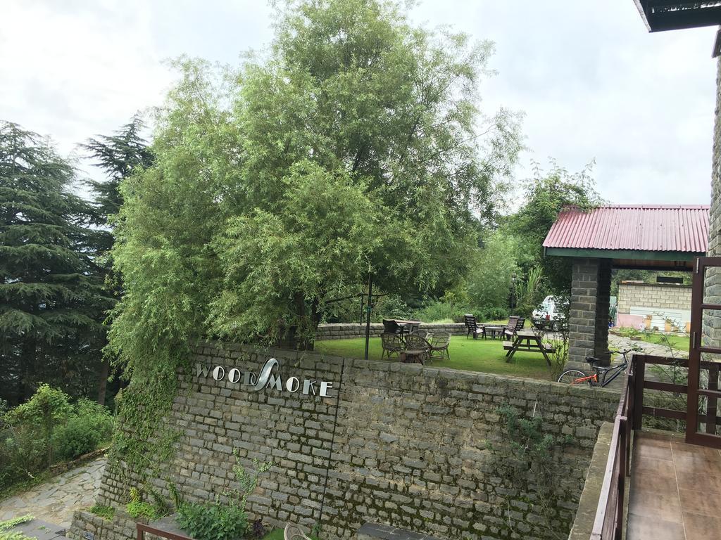 Woodsmoke Retreat Hotel Shimla Exterior foto